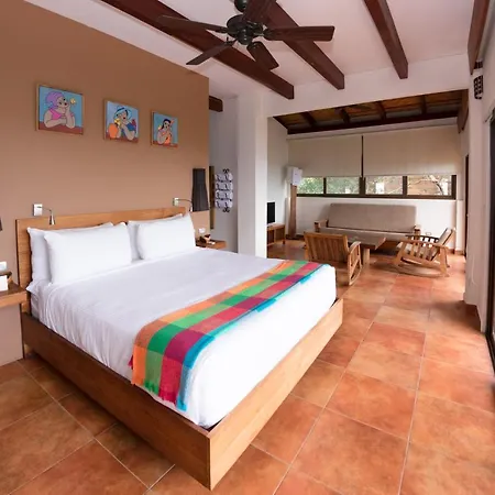 Pacaya Lodge And Spa La Laguna Exterior photo