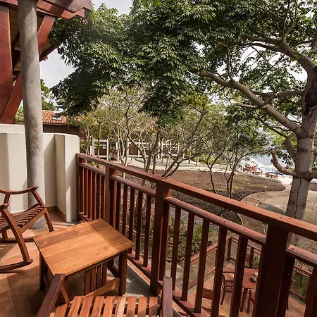 Pacaya Lodge And Spa La Laguna Exterior photo